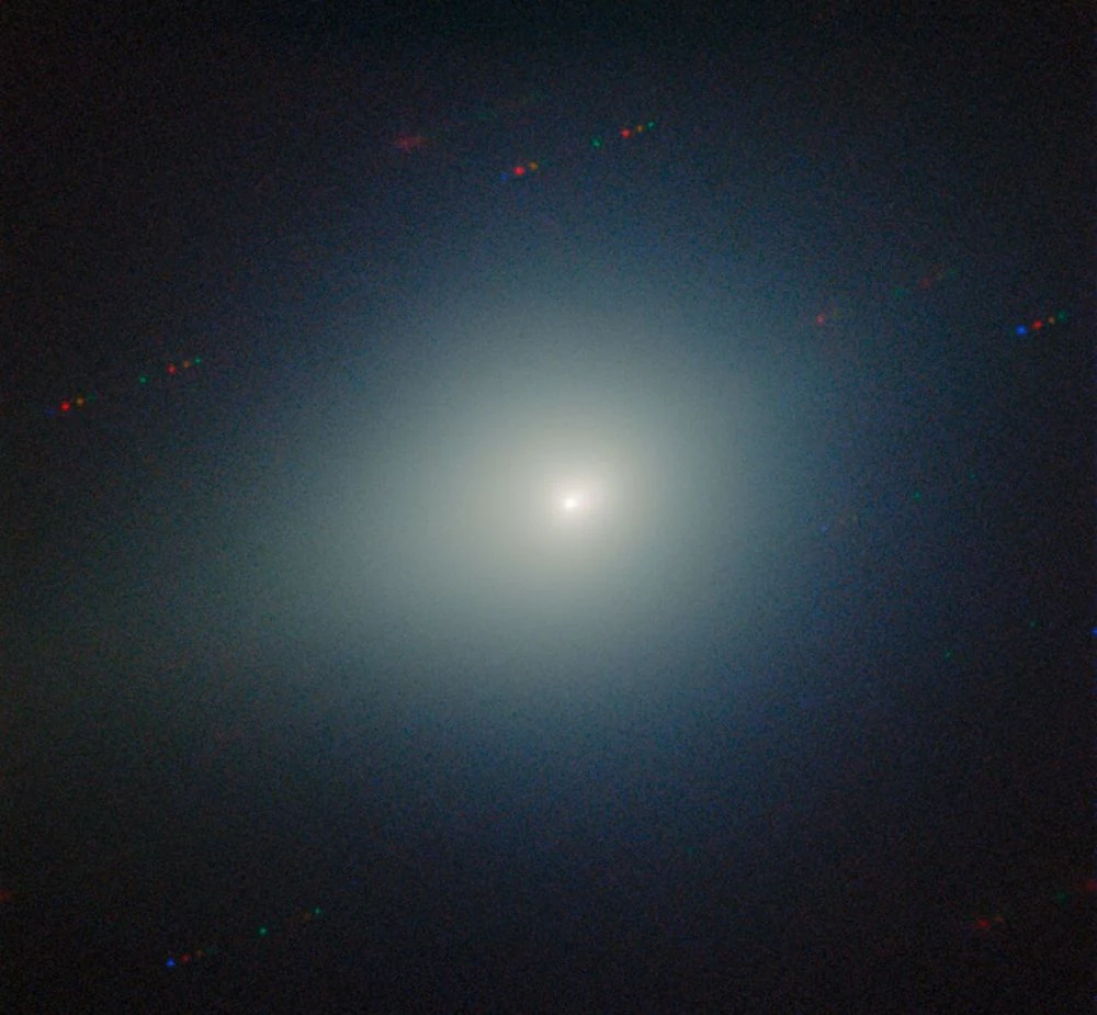 Comet 3I/ATLAS Has A Green Glow In New Color Images From Gemini North